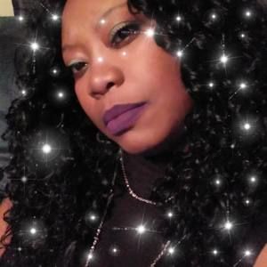 Meet your Posher, Tosha